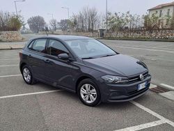 Grigio Usata 2020 VW Polo Comfortline Tre volumi | 10.650 € (Super prezzo)