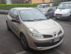 Marrone Usata 2007 Renault Clio II Luxe Tre volumi | 3300 € (Buon prezzo)