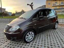 Marrone Usata 2009 Lancia Musa Monovolume | 2799 € (Buon prezzo)