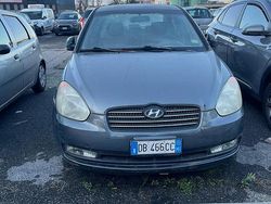 Grigio Usata 2006 Hyundai Accent Tre volumi | 1400 €