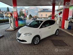 Bianco Usata 2016 Lancia Ypsilon Due volumi | 7300 € (Buon prezzo)