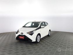 Bianco Usata 2020 Toyota Aygo Cool Due volumi | 10.900 € (Buon prezzo)