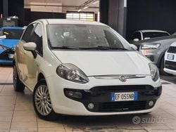 Bianco Usata 2011 Fiat Punto Evo Due volumi | 3990 € (Buon prezzo)