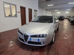 Argento Usata 2007 Alfa Romeo 159 Exclusive Tre volumi | 2450 € (Ottimo prezzo)