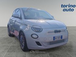 Bianco Usata 2024 Fiat 500e Action Tre volumi | 18.790 € (Buon prezzo)