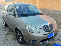 Usata 2007 Lancia Ypsilon Due volumi | 1800 € (Buon prezzo)