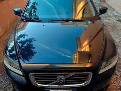 Nero Usata 2008 Volvo S40 Momentum Tre volumi | 4000 € (Buon prezzo)