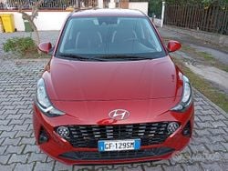 Rosso Usata 2021 Hyundai i10 Due volumi | 10.900 € (Ottimo prezzo)