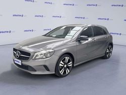 Grigio montagna Usata 2016 Mercedes A180 Tre volumi | 18.490 € (Cara)