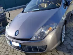 Grigio Usata 2009 Renault Laguna Coupé Coupé | 7500 €