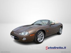 Bronzo Usata 2001 Jaguar XK8 Cabrio | 29.900 € (Molto cara)