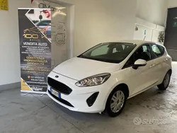 Bianco Usata 2017 Ford Fiesta Vignale Due volumi | 6990 € (Ottimo prezzo)