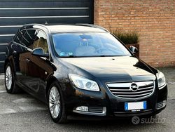 Nero Usata 2013 Opel Insignia Station wagon | 4950 € (Buon prezzo)