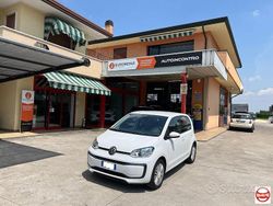 Bianco Usata 2021 VW up! Move Due volumi | 11.900 € (Buon prezzo)