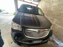 Nero Usata 2013 Lancia Voyager Platinum Monovolume | 10.000 € (Buon prezzo)