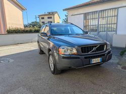 Grigio Usata 2004 Volvo XC90 Executive SUV | 4700 € (Buon prezzo)