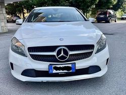 Bianco Usata 2016 Mercedes 180 Tre volumi | 17.000 €