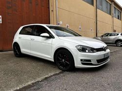 Bianco Usata 2014 VW Golf VII Trendline Tre volumi | 10.000 € (Buon prezzo)