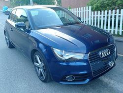 Blu/azzurro Usata 2011 Audi A1 Attraction Due volumi | 6500 € (Cara)