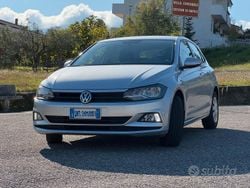 Grigio Usata 2019 VW Polo Tre volumi | 13.200 € (Buon prezzo)