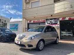 Argento Usata 2011 Lancia Ypsilon Due volumi | 4490 € (Buon prezzo)