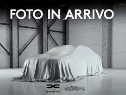 Bianco ghiaccio Usata 2024 Dacia Sandero Essentiel Due volumi | 14.000 € (Buon prezzo)