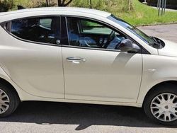Usata 2013 Lancia Ypsilon Silver Due volumi | 3000 € (Super prezzo)