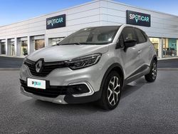Grigio Usata 2017 Renault Captur Intens SUV | 11.150 € (Buon prezzo)