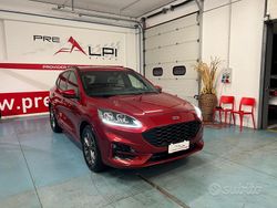 Rosso Usata 2021 Ford Kuga ST-Line SUV | 17.900 € (Buon prezzo)