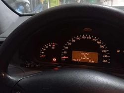 Usata 2004 Mercedes C220 Classic Tre volumi | 5500 € (Molto cara)