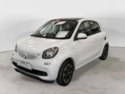 Bianco Usata 2015 Smart ForFour Passion Tre volumi | 9500 € (Buon prezzo)