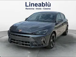 Grigio Nuova 2025 Cupra Leon Tre volumi | 35.900 € (Buon prezzo)
