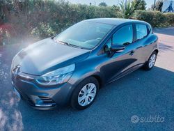 Grigio Usata 2019 Renault Clio IV Business Tre volumi | 10.400 € (Cara)