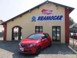 Rosso pastello Usata 2022 Lancia Ypsilon Silver Due volumi | 10.900 € (Buon prezzo)