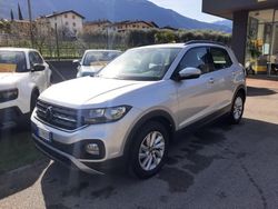 Grigio reflex silver Usata 2022 VW T-Cross Style SUV | 18.900 € (Buon prezzo)