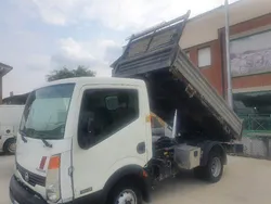 Bianco Usata 2007 Nissan Cabstar Pick-up | 6300 € (Ottimo prezzo)