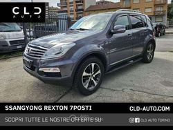 Grigio scuro Usata 2016 Ssangyong (KGM) Rexton SUV | 7999 € (Ottimo prezzo)