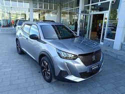 Argento Usata 2023 Peugeot 2008 Allure SUV | 18.990 € (Buon prezzo)