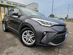 Grigio Usata 2020 Toyota C-HR Business Edition SUV | 18.900 € (Buon prezzo)