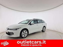 Pure white Usata 2024 VW Golf VIII Life Station wagon | 25.700 € (Buon prezzo)