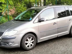 Usata 2008 VW Touran Monovolume | 2500 € (Buon prezzo)