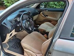 Grigio Usata 2004 Alfa Romeo 147 Exclusive Due volumi | 3000 € (Cara)