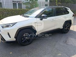 Bianco Usata 2019 Toyota RAV4 Business Edition Station wagon | 26.000 € (Buon prezzo)