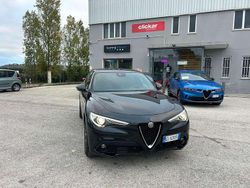 Nero Usata 2022 Alfa Romeo Stelvio Business SUV | 27.200 € (Ottimo prezzo)