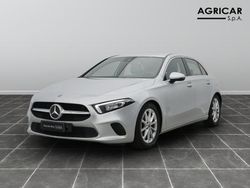 Grigio Usata 2020 Mercedes A200 Tre volumi | 26.900 € (Buon prezzo)