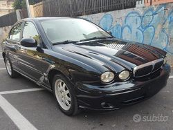 Nero Usata 2005 Jaguar X-type Tre volumi | 3500 € (Buon prezzo)