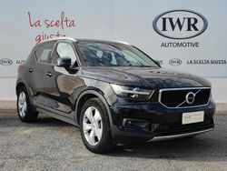 Nero Usata 2020 Volvo XC40 Momentum SUV | 25.900 € (Cara)