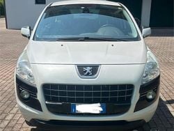 Bianco Usata 2013 Peugeot 3008 Monovolume | 4900 € (Buon prezzo)