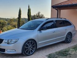 Argento Usata 2013 Skoda Superb Ambition Station wagon | 9000 €