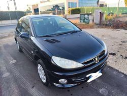 Usata 2006 Peugeot 206 Tre volumi | 1500 € (Ottimo prezzo)